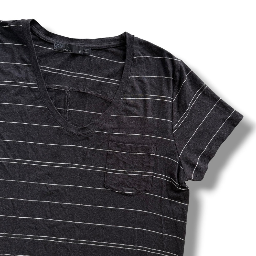 prAna Women M Charcoal Grey Striped VNeck Tencel Modal Pocket Tee W11170142 Cozy